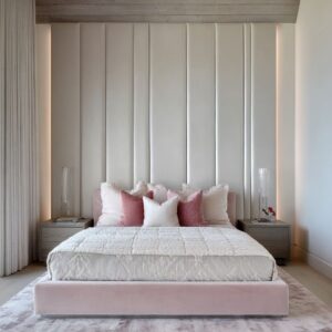 A Lovely Mix: Silver and Pink Bedroom Design Ideas That Work Beautifully